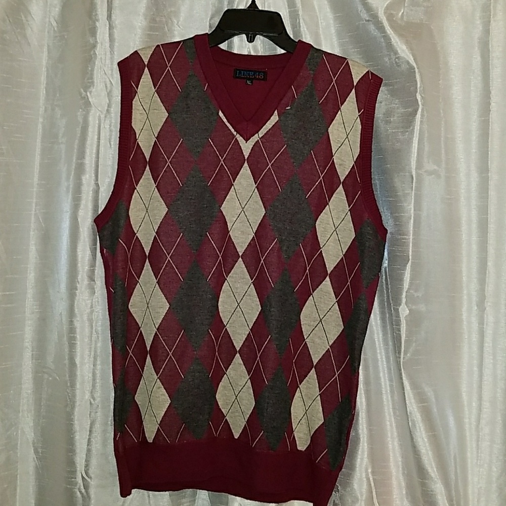 SWEATER VEST - Picture 2 of 4